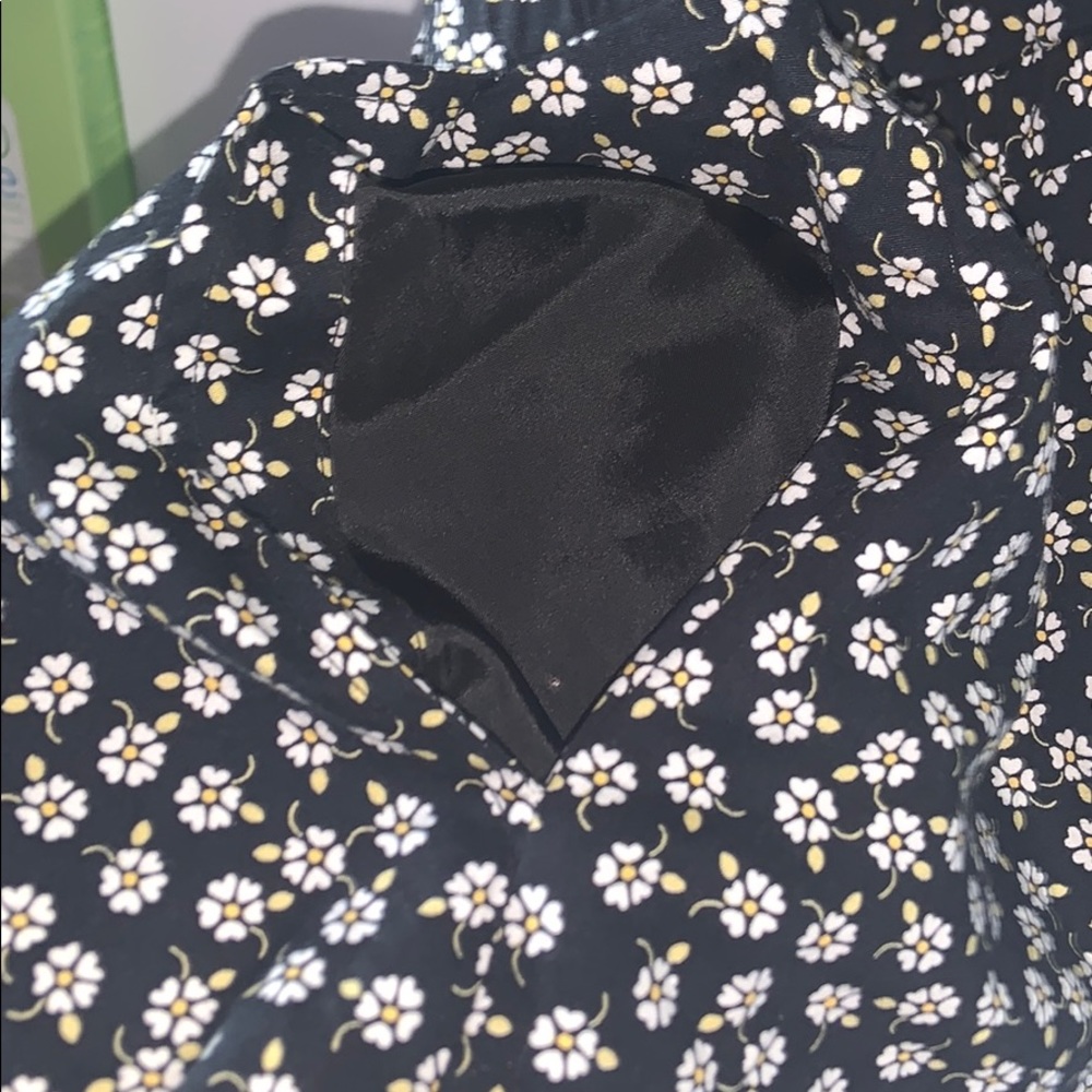 H&M Floral romper!! - Picture 3 of 7